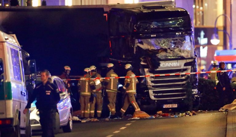 Αποκάλυψη-“βόμβα”: Ήξεραν ότι ο μακελάρης του Βερολίνου ετοίμαζε επίθεση