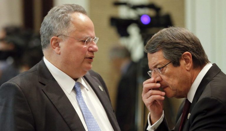 Κυπριακό: Συνάντηση Ν. Κοτζιά – Ν. Αναστασιάδη στη Λευκωσία