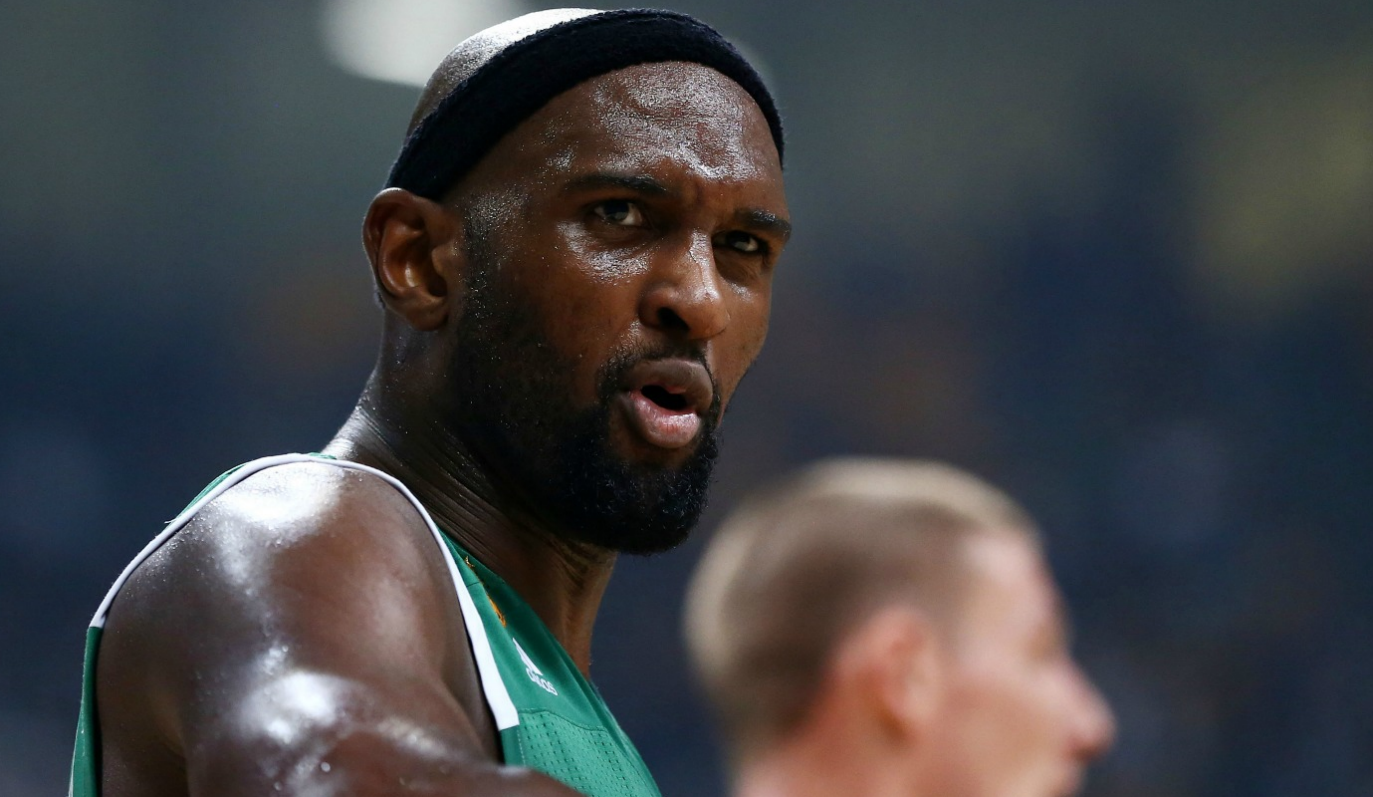 Αδιαθεσία και εξετάσεις για Σίνγκλετον