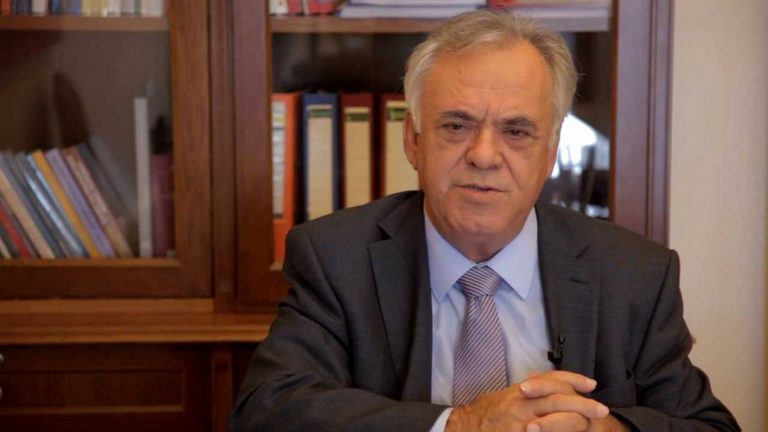 Δραγασάκης: Τέταρτο μνημόνιο ούτε μας δίνουν, ούτε το αντέχουμε