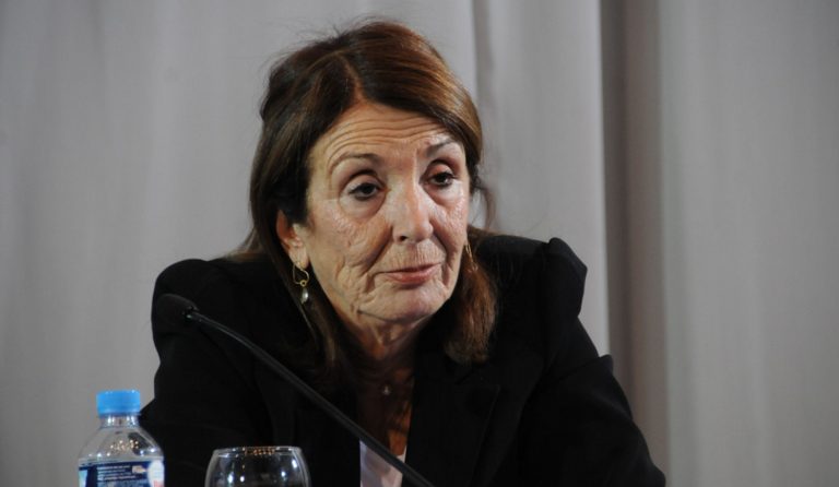 Βόμβα Χριστοδουλοπούλου: Να μην κλείσει η κυβέρνηση τη συμφωνία
