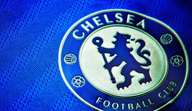 Τριπλό «μπαμ» ετοιμάζει η Τσέλσι
