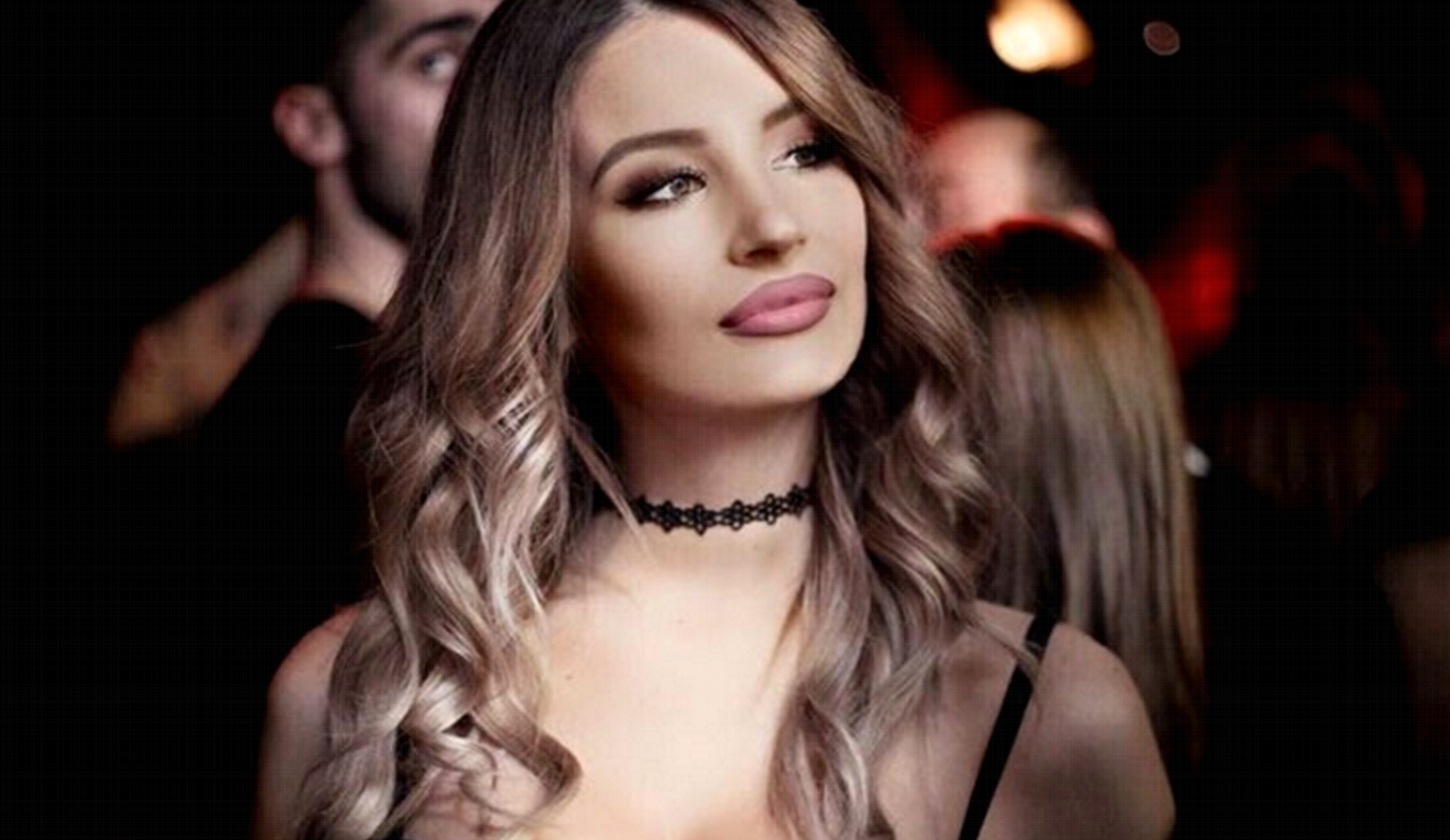 Η πιο “καυτή” Ελληνίδα φοιτήτρια (pics)