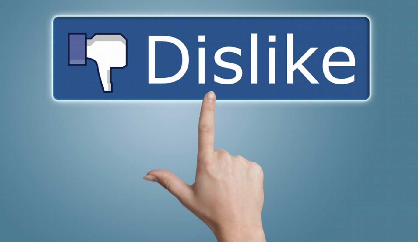 Facebook: Και επισήμως το dislike reaction στο Μessenger!