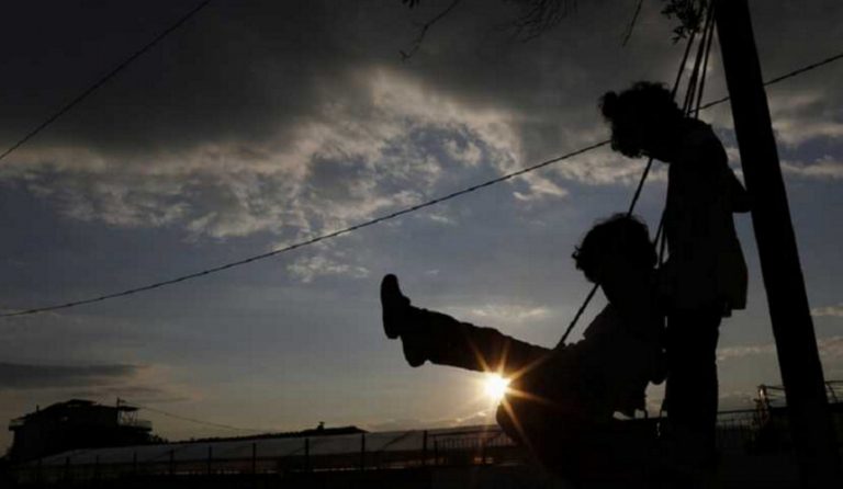 Σε συνθήκες φτώχειας μισό εκατομμύριο Ελληνόπουλα, σύμφωνα με τη UNICEF