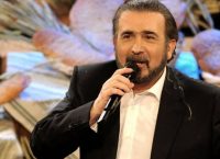 Ελένη Ανουσάκη: Δεν καταλαβαίνω γιατί ο Λαζόπουλος έχει γίνει φερέφωνο των κομμάτων