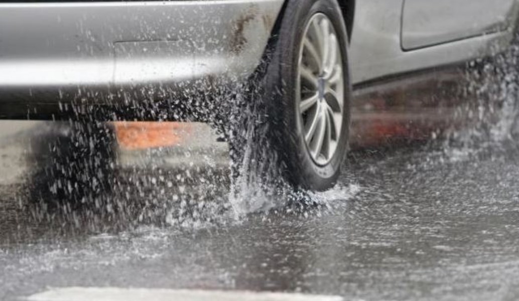 Χειμώνας και Ελαστικά: Για να μην τα κάνετε μούσκεμα