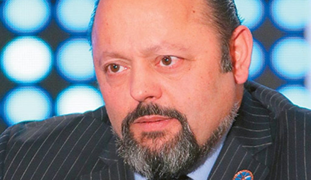 Αρτέμης Σώρρας: Ο σωτήρας (και) της …Κύπρου