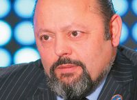 Επανεμφάνιση Αρτέμη Σώρρα: Καλεί σε μαζική κατάθεση εξωδίκων
