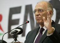 Βασίλης Λεβέντης: Όχι μόνο δεν παραιτήθηκε άλλα πήρε το γραφείο του Κωνσταντίνου Μητσοτάκη στη Βουλή