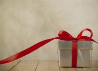 25 Νοεμβρίου γιορτή: Ποιοι γιορτάζουν σήμερα