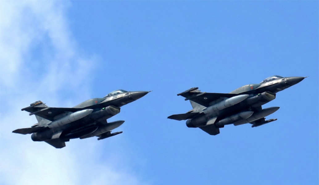 Τα ελληνικά F-16 αναχαίτισαν για πρώτη φορά τουρκικό drone στο Αιγαίο