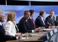 Κεντροαριστερά: Debate των 9 υποψηφίων, υπό τη σκιά του χτυπήματος έξω από τα γραφεία του ΠΑΣΟΚ