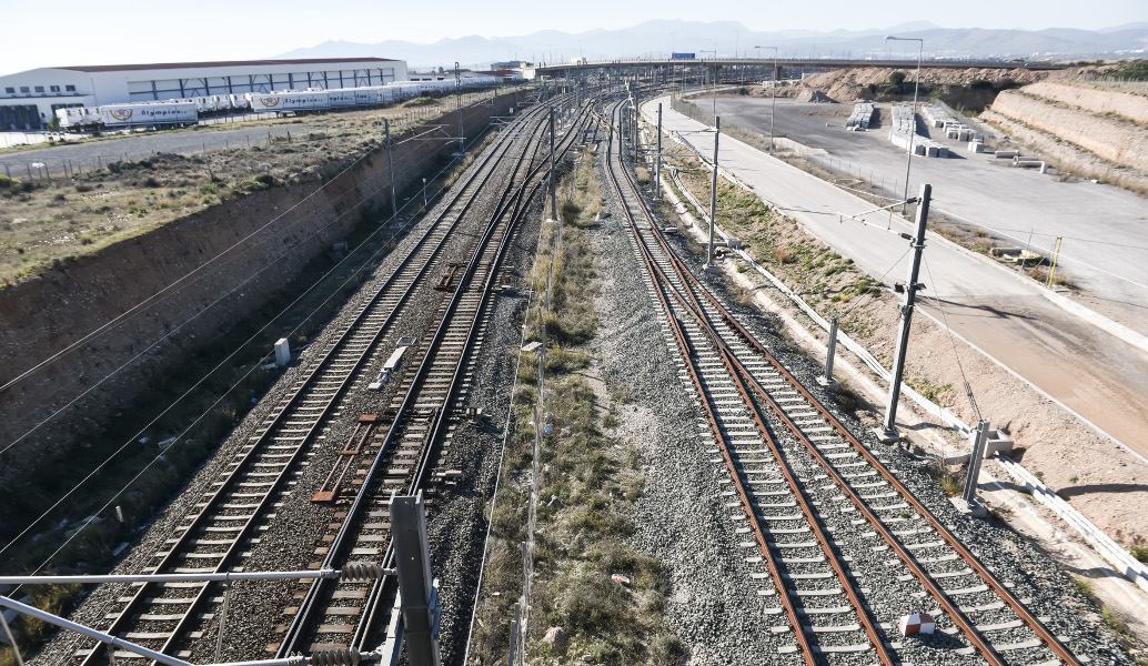 Αναστέλλονται οι απεργιακές κινητοποιήσεις στον σιδηρόδρομο