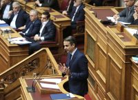 Αλέξης Τσίπρας – Κυριάκος Μητσοτάκης: Άγρια κόντρα στη Βουλή για ανομία και εγκληματικότητα (vids)