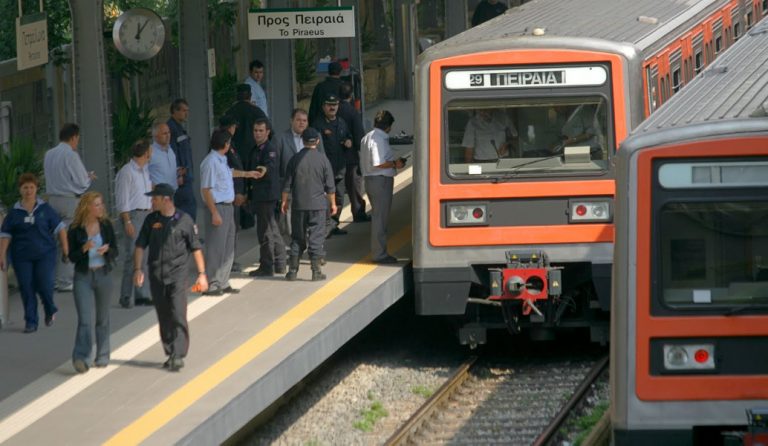 ΗΣΑΠ: Οδηγός απαγόρευσε την είσοδο σκύλου σε βαγόνι – Οργισμένες αντιδράσεις από τους επιβάτες