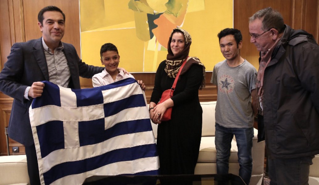 Το γράμμα της μητέρας του Αμίρ στον Αλέξη Τσίπρα (pics)