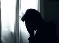 Αυτοκτόνησε γνωστός ηθοποιός- Πήδηξε από το παράθυρο της πολυκατοικίας του (Pic)