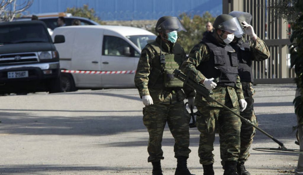 Γλυφάδα: Ελεγχόμενη έκρηξη βλήματος – Οδηγίες προς του κατοίκους