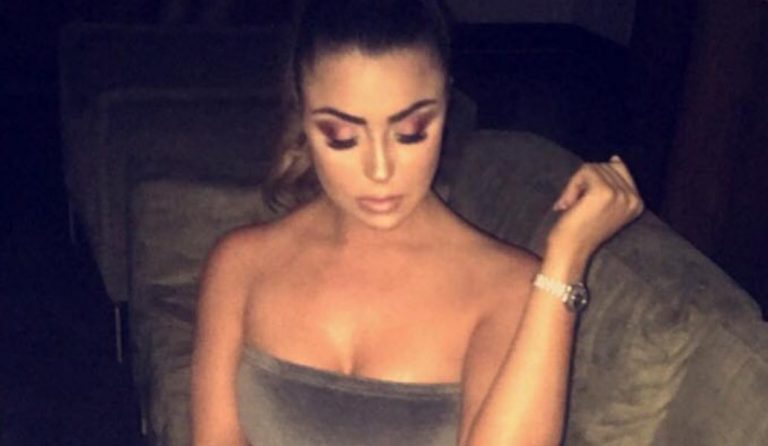 Abigail Clarke: Βάζει “φωτιά” στις αντρικές φαντασιώσεις (pics)
