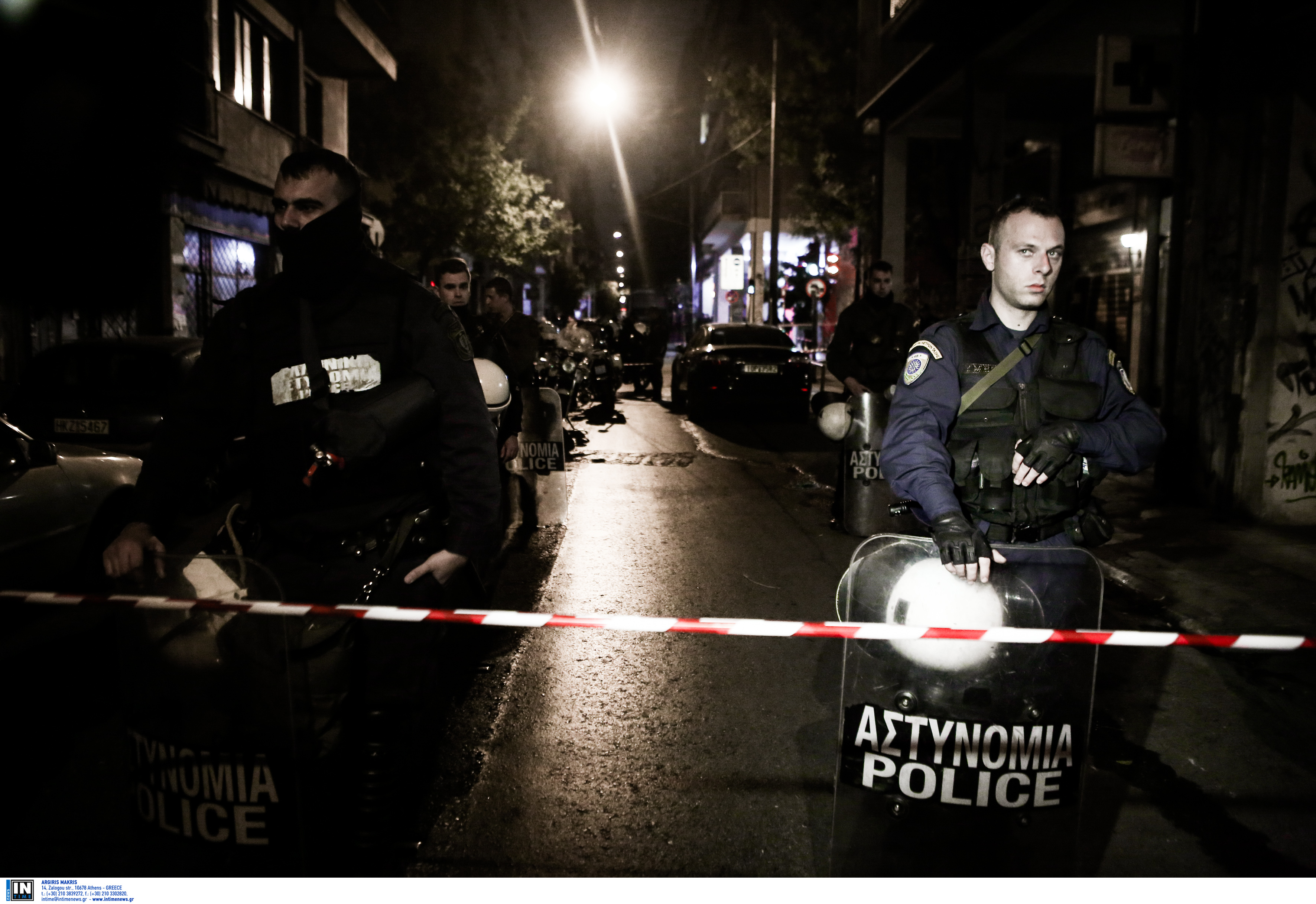 Επίθεση στα γραφεία του ΠΑΣΟΚ: Ανάληψη ευθύνης από την “Επαναστατική Αυτοάμυνα”