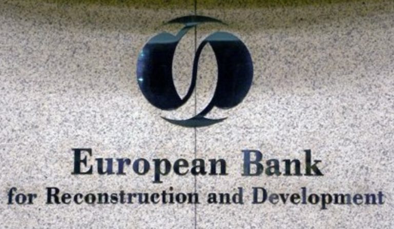 EBRD: Προβλέπει ρυθμό ανάπτυξης 2% για την ελληνική οικονομία