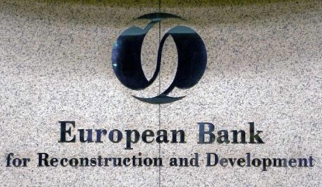 EBRD: Προβλέπει ρυθμό ανάπτυξης 2% για την ελληνική οικονομία