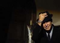 Ένας χρόνος χωρίς τον Leonard Cohen – Σαν σήμερα έφυγε ένας από τους μεγαλύτερους τραγουδοποιούς του 20ού αιώνα (pics & vids)