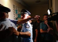 Πλειστηριασμοί: Στη φυλακή όσοι τους εμποδίζουν βάσει τροπολογίας