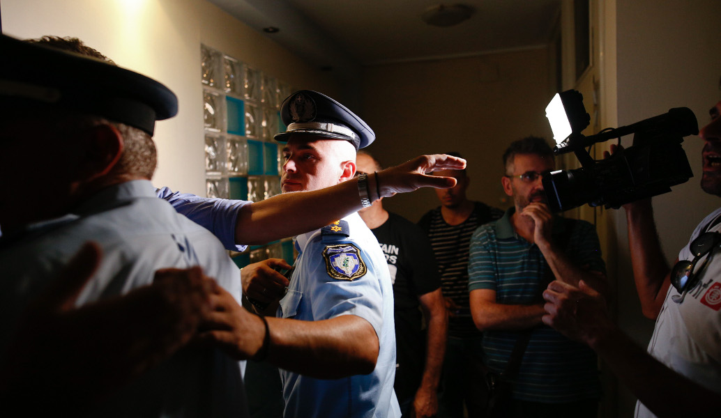 Πλειστηριασμοί: Στη φυλακή όσοι τους εμποδίζουν βάσει τροπολογίας