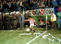 Το ντέρμπι που ”σημαδεύτηκε” από τη βία (vid)