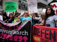 #MeToo: Διαμαρτυρία μελών του κινήματος στο Λος Άντζελες (vid)