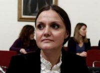Διευθύντρια του ΚΕΕΛΠΝΟ: Σύμβουλος του Πολάκη με πίεζε να καταθέσω ψευδή στοιχεία κατά Αδωνι