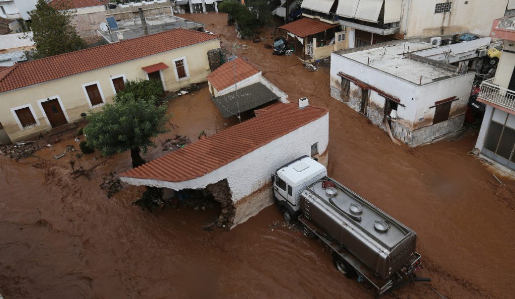 Δυτική Αττική: Συνεχίζονται οι αυτοψίες σε κτίρια στις πληγείσες περιοχές