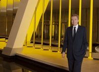 Bernard Arnault: Αποσύρει τις διαφημίσεις της Louis Vuitton από την “Le Monde”