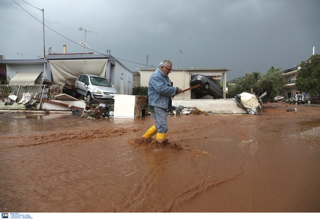 Εντοπίστηκε νεκρός στην Μάνδρα – Στους 17 τα θύματα της τραγωδίας
