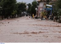 ΚΕΔΕ – ΙΣΑ: Διανομή τροφίμων, νερών και  φαρμάκων στους πλημμυροπαθείς