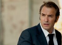 Γαλλία: Ο Λικ Μπεσόν μεταμορφώνει τον Ζαν Ντιζαρντέν σε ένας ξεχωριστό “Γάλλο Ντετέκτιβ”