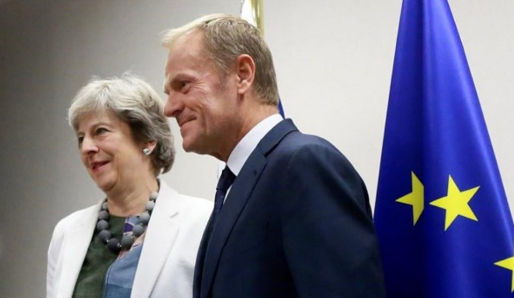 Σουηδία: Συνάντηση Τουσκ – Μέι για Brexit