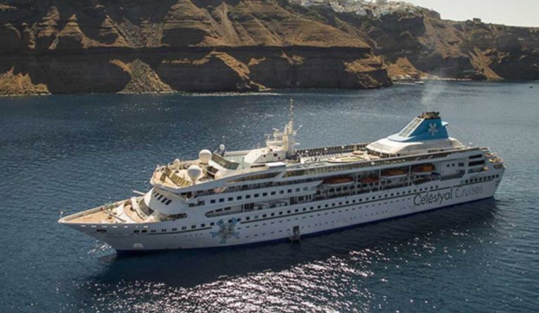 Πειραιάς: Ελλιμενισμένο το κρουαζιερόπλοιο για τη φιλοξενία πληγέντων της Δυτικής Αττικής