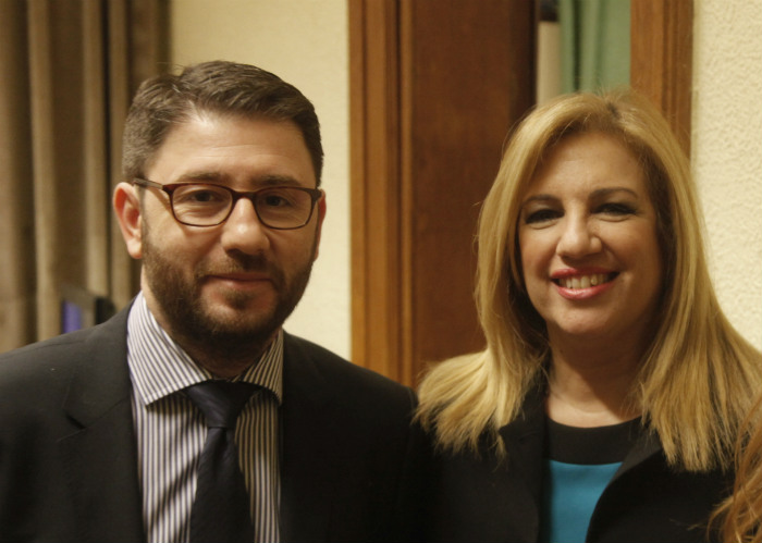 Ομαλά εξελίσσεται ο β΄γύρος για την εκλογή νέου ηγέτη στην κεντροαριστερά
