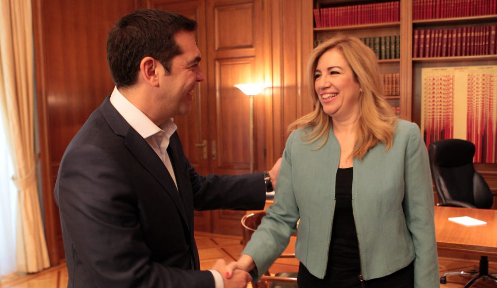 Αλέξης Τσίπρας: Τηλεφωνικά συγχαρητήρια στη Φώφη Γεννηματά
