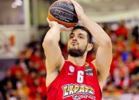 Χαμός στο Twitter με Παπαπέτρου – “Κράξιμο” Ολυμπιακών, τον περιμένουν οι Παναθηναϊκοί