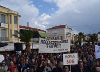 Δήμαρχος Λέσβου: Ζητά από την κυβέρνηση την αποσυμφόρηση του νησιού από πρόσφυγες