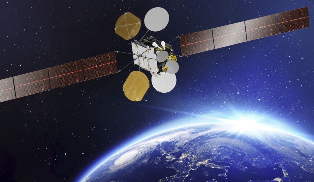 Hellas Sat: Ανανεώνεται για 20 χρόνια η σύμβαση για τη χρήση του δορυφόρου
