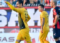 ”Τσεκάρει” τις εξελίξεις σε ομάδα της Football League ο Άρης