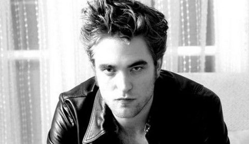 Robert Pattinson : Βόλτες στην Ακρόπολη για τον διάσημο ηθοποιό (pics)