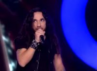 The Voice of Greece: Διαγωνιζόμενος “εκτέλεσε” το Chop Suey (vid)
