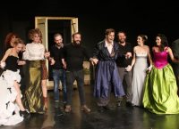 “Ράφτης Κυριών”: Το www.pagenews.gr στην επίσημη πρεμιέρα (pics & vid)