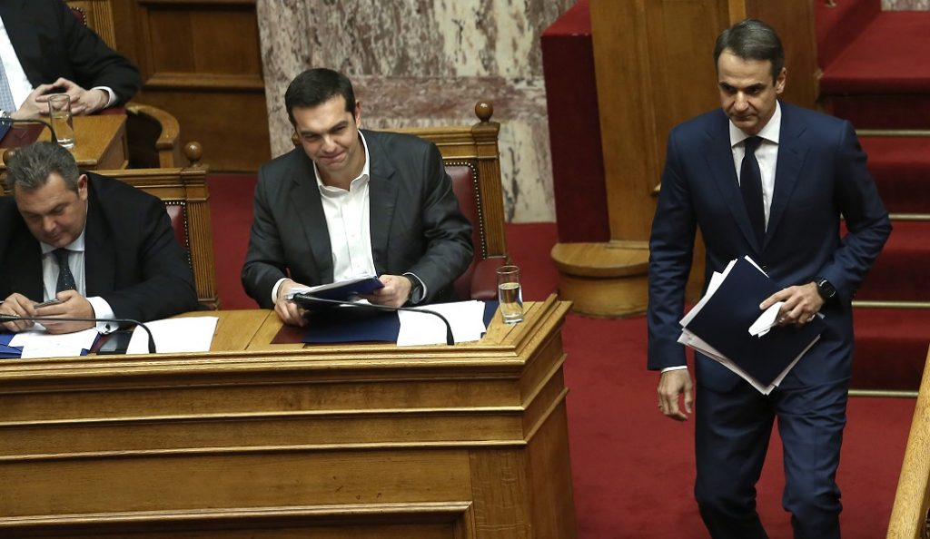 Βουλή: Σκληρό… ροκ κυβέρνησης – αντιπολίτευσης, αλλά δίχως απαντήσεις για την πώληση όπλων